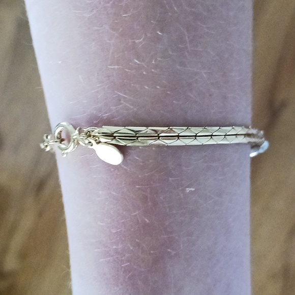 Givenchy GOLD Bar Bracelet - Picture 7 of 8